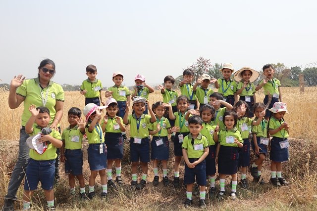 Learning Beyond Classrooms