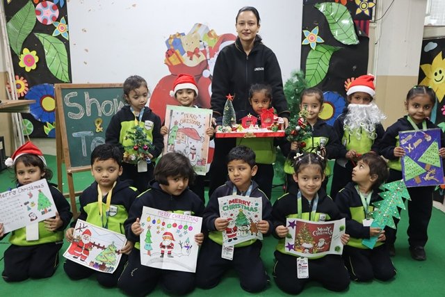 Show and Tell Activity | Theme on Christmas